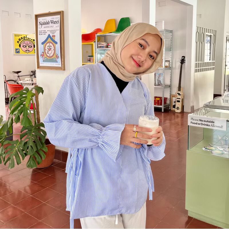 DARA BLOUSE BY BOONAA